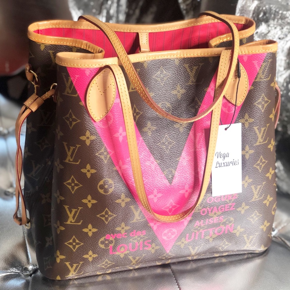 Louis Vuitton V  Neverful MM